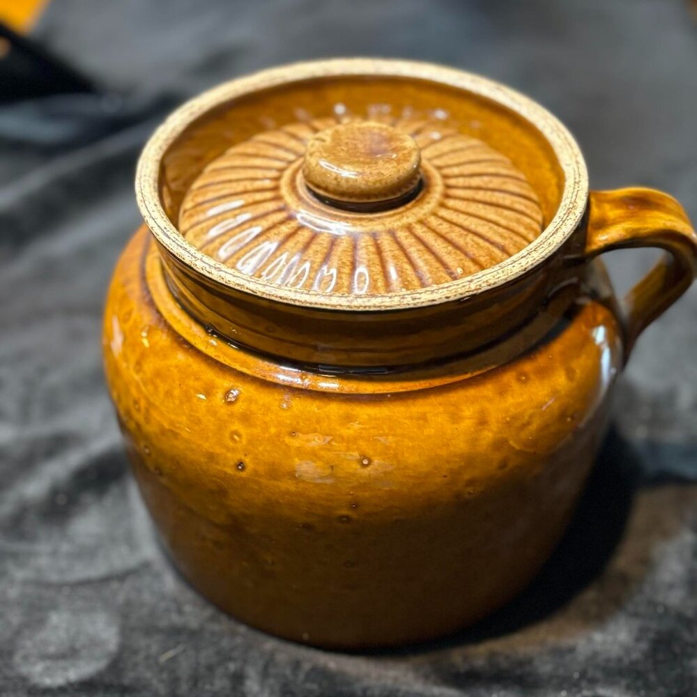 Vintage Brown Stoneware Bean Crock With Original Lid